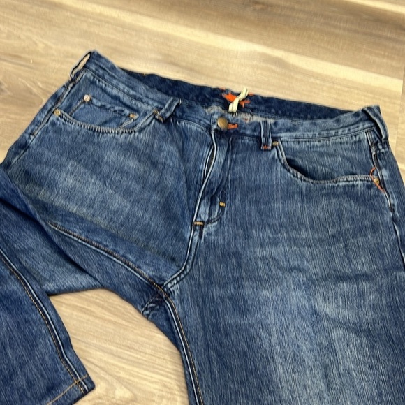 Tommy Bahama Men's Straight Jeans - Dark Blue - Picture 6 of 12